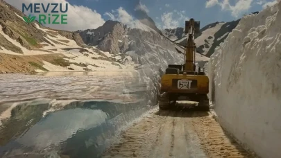 Hakkari'de Temmuz Ayında Hala Karlı Zemin Mücadelesi Devam Ediyor!
