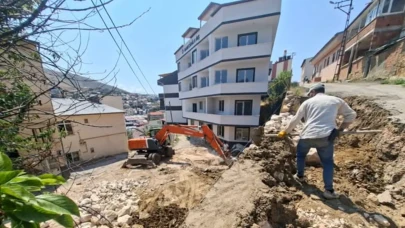 Bayburt Belediyesi Çalışmalarını Sürdürüyor! Kent Genelinde Eş Zamanlı Hizmet Seferberliği