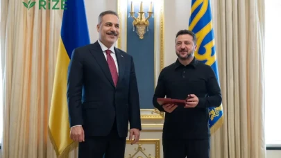 Zelenski, Dışişleri Bakanı Fidan'ı "İkinci Derece Liyakat Nişanı" ile onurlandırdı