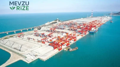Okyanusun Derinliklerinde 2 Bin Ton Beton ile İnşa Edilen 32 Kilometrelik Köprü, Karaya Bağlandı!
