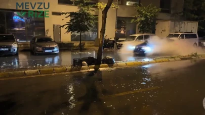 Yaz mevsiminde etkili olan sağanak, İstanbul ve Ankara’da sabah saatlerinde şaşırtıcı bir hale dönüştü! Gözler, yağmura doymadı!
