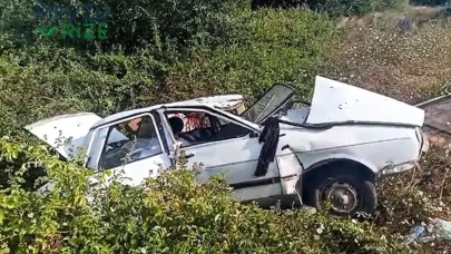 Adana'da Zincirleme Trafik Kazası: Narenciye Bahçesine Devrilen Otomobilde 4 Yaralı, İki Çocuk Durumda!