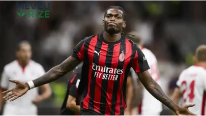Milan, Rafael Leao'nun Transfer Bedelini Fenerbahçe ve Galatasaray'a Duyurdu: 'Bu Tutarın Altına Düşmeyiz'