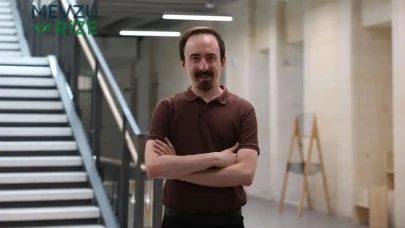 Yapay Zeka, Meslekleri Yok Etmiyor, Dönüşüm Sağlıyor!