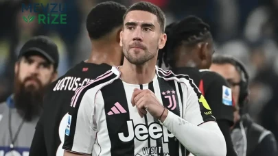 Dusan Vlahovic'in Menajeri İstanbul'a Geliyor: Transfer Gelişmesi Bekleniyor!