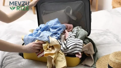 Bavul Yerleştirmenin Püf Noktası: Kıyafetleri Marul Yaprağı Gibi Katlamaktan Kaçının!