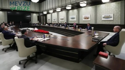 Cumhurbaşkanlığı Kabinesi Acil Toplantıda: Terörsüz Türkiye Planları ve F-35 Üzerine Tartışmalar Gündemde!