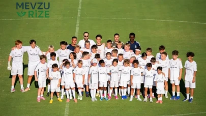 Arda Güler, Antalya'daki Antrenmanında Miniklerle Bir Araya Geldi!