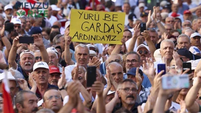 Adli Tatil, Yeni Siyasi Akımlara Kapı Açıyor: Yeni Partilere Üye Olma Oranı Yükseliyor!