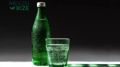 Maden Suyunu Bardağa Dökmeden Önce Bir Daha Düşünün! İşte Gizli Sebep
