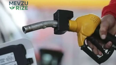Motorin ve benzine bir seferde şok edici fiyat artışı! Tabelayı görenler gözlerine inanamadı!