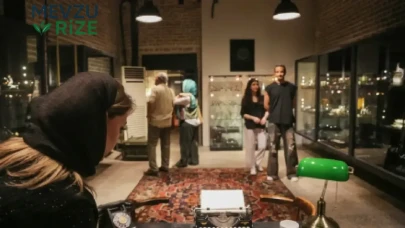 Tahran'da Nadir Daktilo Koleksiyonu Ziyaretçilerini Bekliyor!