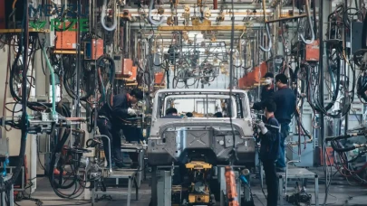 Alman Otomotiv Endüstrisi Zorlu Süreçten Geçiyor: BMW de Küçülme Rüzgarına Kapıldı