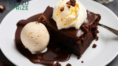 Yaza özel lezzet: Islak browni üstünde serinletici dondurma!