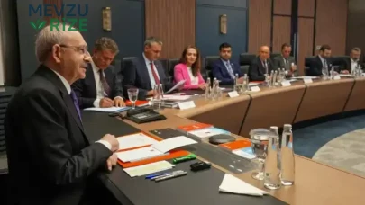 Kılıçdaroğlu'ndan MYK'ya Önemli Görev: 'İlleri Gezin' Talimatı Verildi!