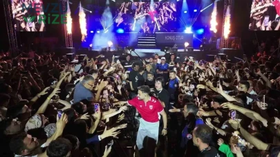 Bafra'daki Uluslararası Festivale Sefo'nun Dinamik Performansı Damga Vurdu!