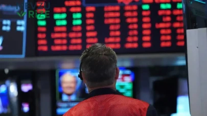 Teknoloji Raksı: Dev Şirketler Milyar Dolar Borçla Yapay Zekâ Yatırımlarına Yöneliyor, Kaygılar Artıyor!