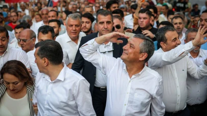 Yeni Partinin İlk Toplantısı Gerçekleşti: Yönetim Kadrosu Belirleniyor