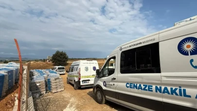 Antalya'nın Serik ilçesinde trajik iş kazası: Beton blokun altında kalan işçi hayatını kaybetti