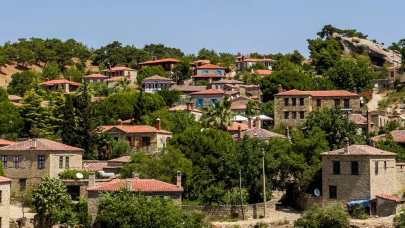 Adatepe Köyü Gezi Rehberi: Nerede, Nasıl Gidilir ve Gezilecek Yerler