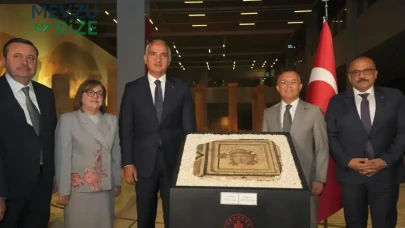 Kültür ve Turizm Bakanlığı'ndan Önemli Duyuru: ABD'den Geri Dönen 13. Zeugma Mozaik Paneli Müzeye Yerleştirildi!