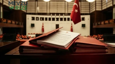 Milyonlarca öğrenciyi ilgilendiriyor! TBMM'de kritik düzenleme kabul edildi: Mezun olamayanlara yeni hak
