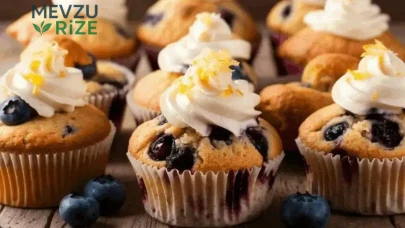 Çay Saatlerinin Vazgeçilmezi: Yaban Mersinli Muffin Tarifi!