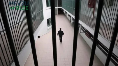 İran, İki Yıldır Tutuklu Olan ABD'li Vatandaşı Serbest Bıraktı