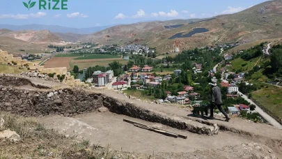Bayburt Kalesi'nde Tunç Çağı'na ait tarihi kalıntılar keşfedildi!