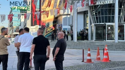 İzmit Belediyesi'nde Şok Operasyon: Başkan Hürriyet ve CHP İlçe Başkanı Ercan ile Birlikte 31 Kişi Gözaltında!