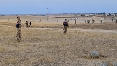 Şanlıurfa'da iki ailenin karıştığı taş ve sopalarla gerçekleşen kavga sonrasında 8 kişi yaralandı