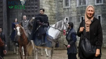 Amerikan vatandaşlığına sahip Kristy Kous, Türk kültürünün derinliklerinden ilham alarak İslam'ı benimsedi