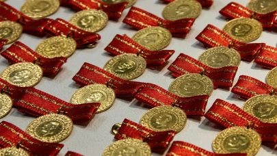 Altın Piyasasında Dalgalanma Devam Ediyor: 16 Temmuz 2026'da Gram, Çeyrek ve Cumhuriyet Altını Fiyatları Ne Kadar?