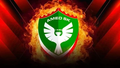 Dünya Kupası'nda mücadele eden yıldız futbolcu Amedspor ile sözleşme imzaladı!