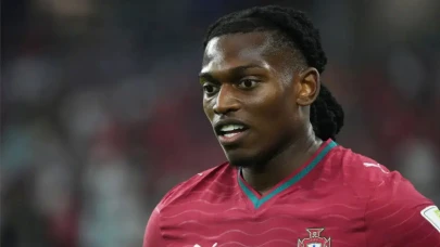 Fenerbahçe, Rafael Leao için göz kamaştırıcı bir öneri sundu: Ücret ve ek ödemeler belirlendi!