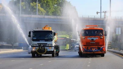 Kavurucu Sıcaklar: 48 Dereceye Ulaşan Hava Koşulları Nedeniyle Okullar Kapatıldı, Metro Seferleri İstikrarsız Hale Geldi!