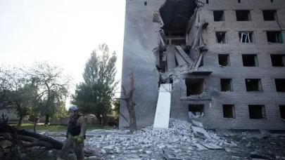 "Ukrayna'ya Hava Taarruzu: Rusya'dan 41 Füze ve 125 İnsansız Hava Aracı İle Saldırı Gerçekleşti"
