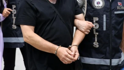 Van'da tefecilik suçuna yönelik düzenlenen operasyonda 5 kişi gözaltına alındı ve tutuklandı.