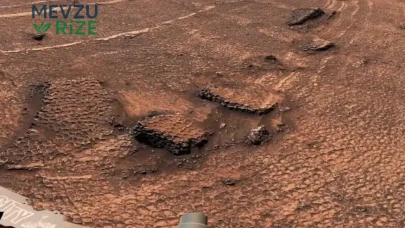 Mars'ta şaşırtan keşif : Çokgen şekiller bulundu