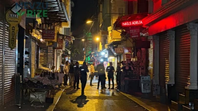 Fatih'te İş Yeri Sahipleri Arasında Silahlı Çatışma: 1 Kişi Hayatını Kaybetti, 1 Yaralandı