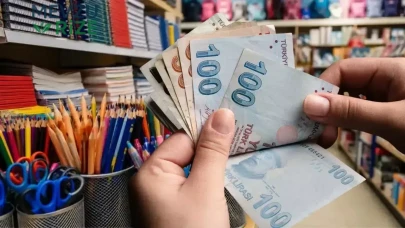 **Okul Alışverişi Fiyatları Yükselişte: Kırtasiye Malzemeleri Ne Kadar?**