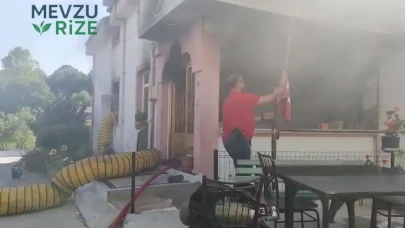 Yangın anında dikkat çeken ve yürekleri ısıtan an: Alevler arasında Türk bayrağına sahip çıkıldı!