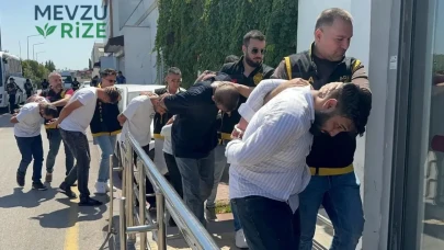 24 Yaşındaki Reyhan Sokakta Ateş Açıldığında Ayçiçeği Tarlasına Sığındı, Pet Shop'ta Yakalandı!