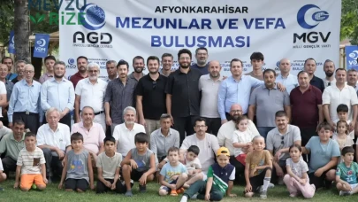 Saadet Partisi Üyelerinden Vefa Buluşması: Yoğun Katılım!