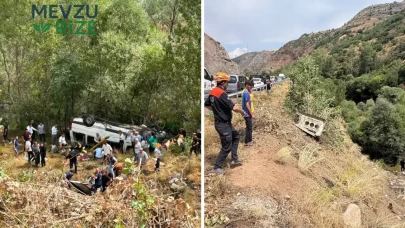 Sivas'ta meydana gelen trajik trafik kazasında 4 kişi yaşamını yitirirken, 10 kişi de yaralandı.