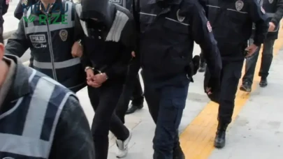 Ankara'da Aşk Kılıfıyla Gasp Şüphelileri Yakalandı: 5 Kişi Gözaltında!