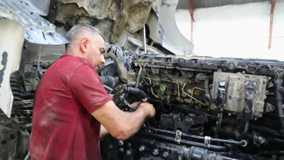 Van Büyükşehir Belediyesi 8 ayda 2 bin 500 bakım ve onarım gerçekleştirdi