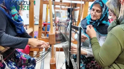 200 Yıllık Sandıkların İçinden Çıkan Gizem: Her Dikişinde Farklı Bir Hikaye Barındırıyor!