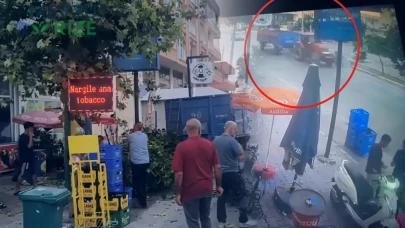 Adana'da Traktör Römorkunun Devrilmesiyle İki Kişi Yaralandı
