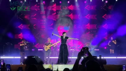 Aydilge, Kahramanmaraş'ta Büyüleyici Bir Performans Sergiledi!